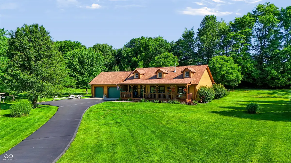 4412 W Pitcher Drive, Trafalgar, IN 46181 - #1
