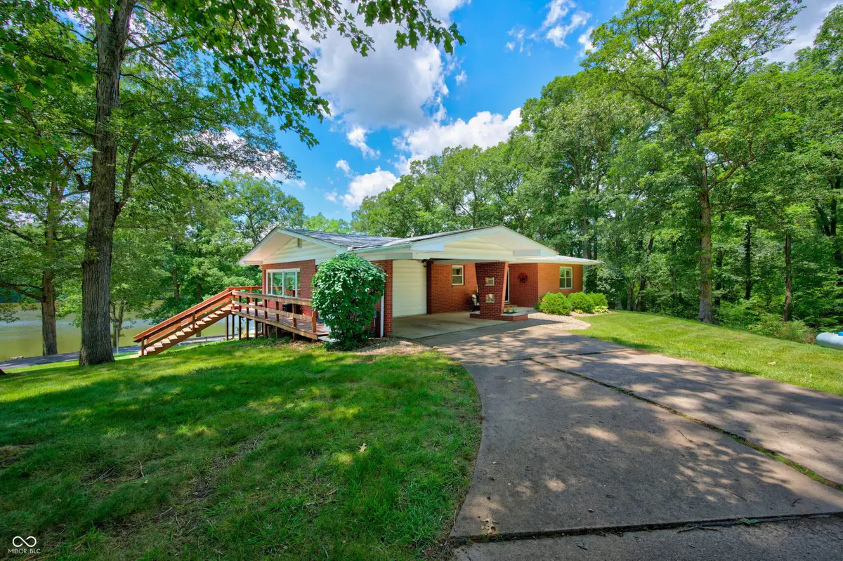 1062 S Moon Road, Scottsburg, IN 47170 - #1