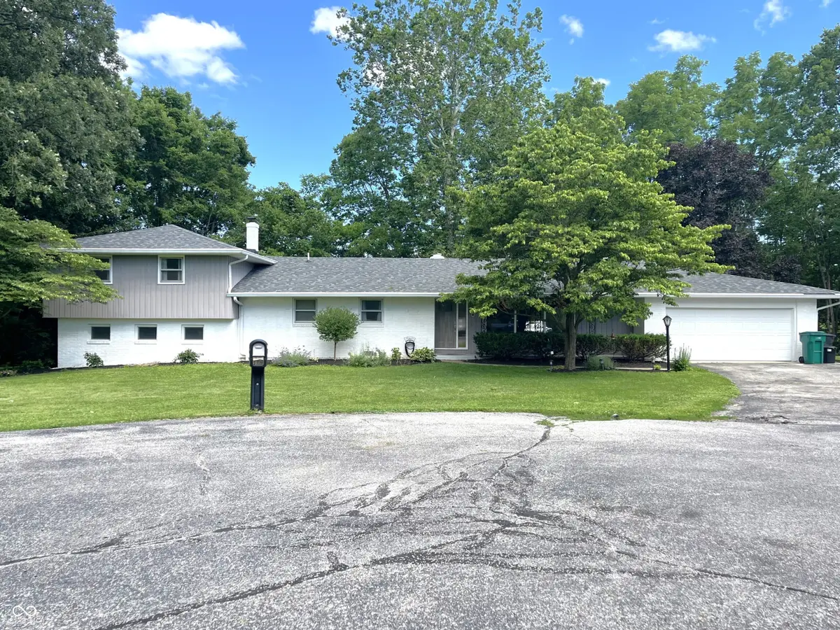 556 N Villa Drive, Crawfordsville, IN 47933 - #1