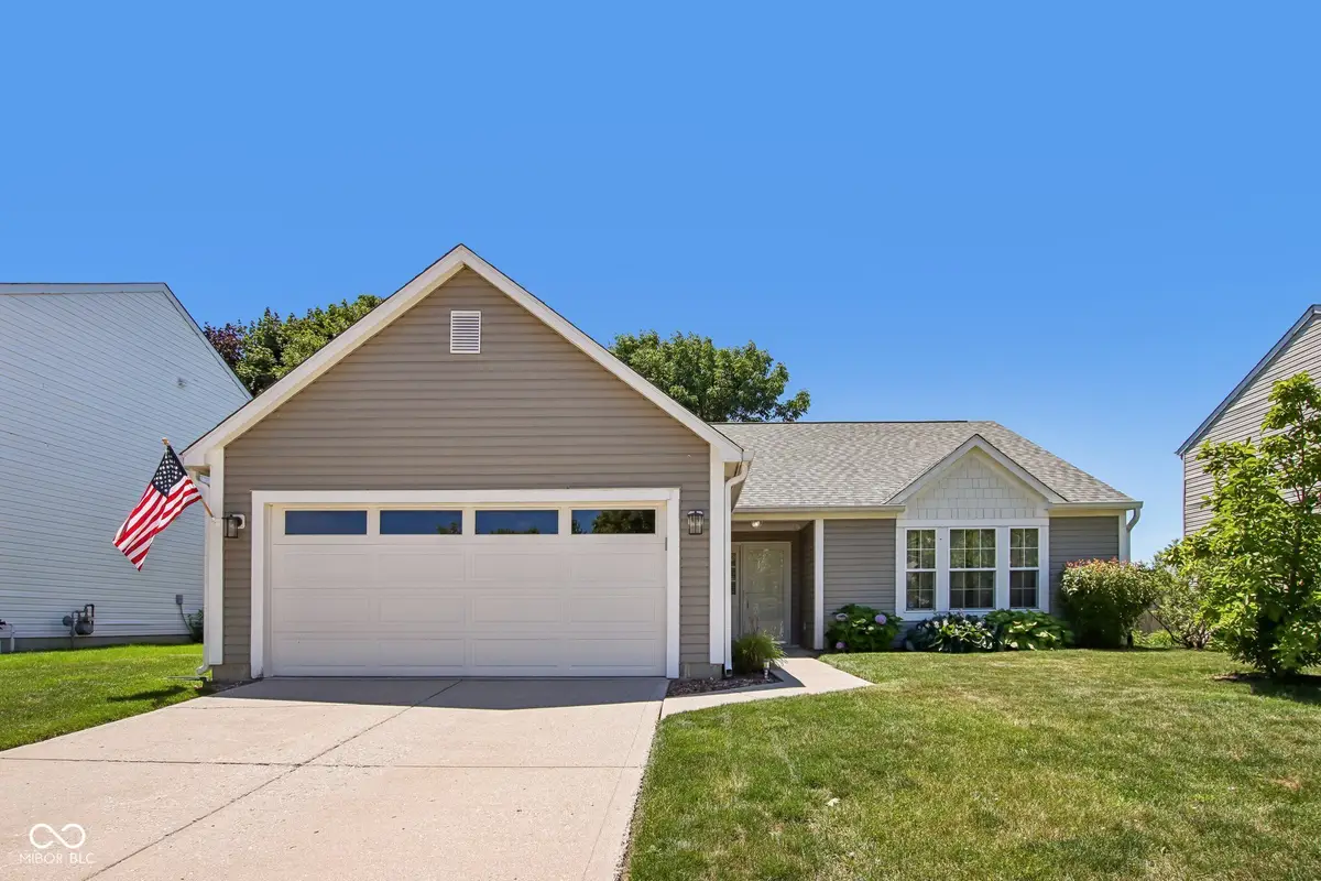 17825 Grassy Knoll Drive, Westfield, IN 46074 - #1