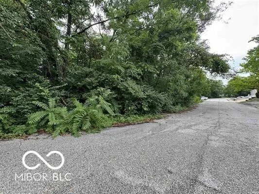 109 S Westplex Avenue, Bloomington, IN 47404 - #2