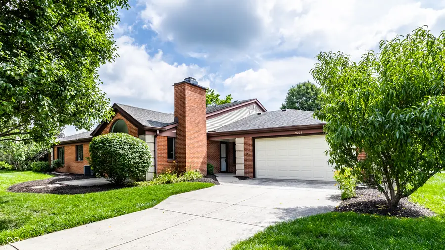 9223 Golden Oaks E, Indianapolis, IN 46260 - #2