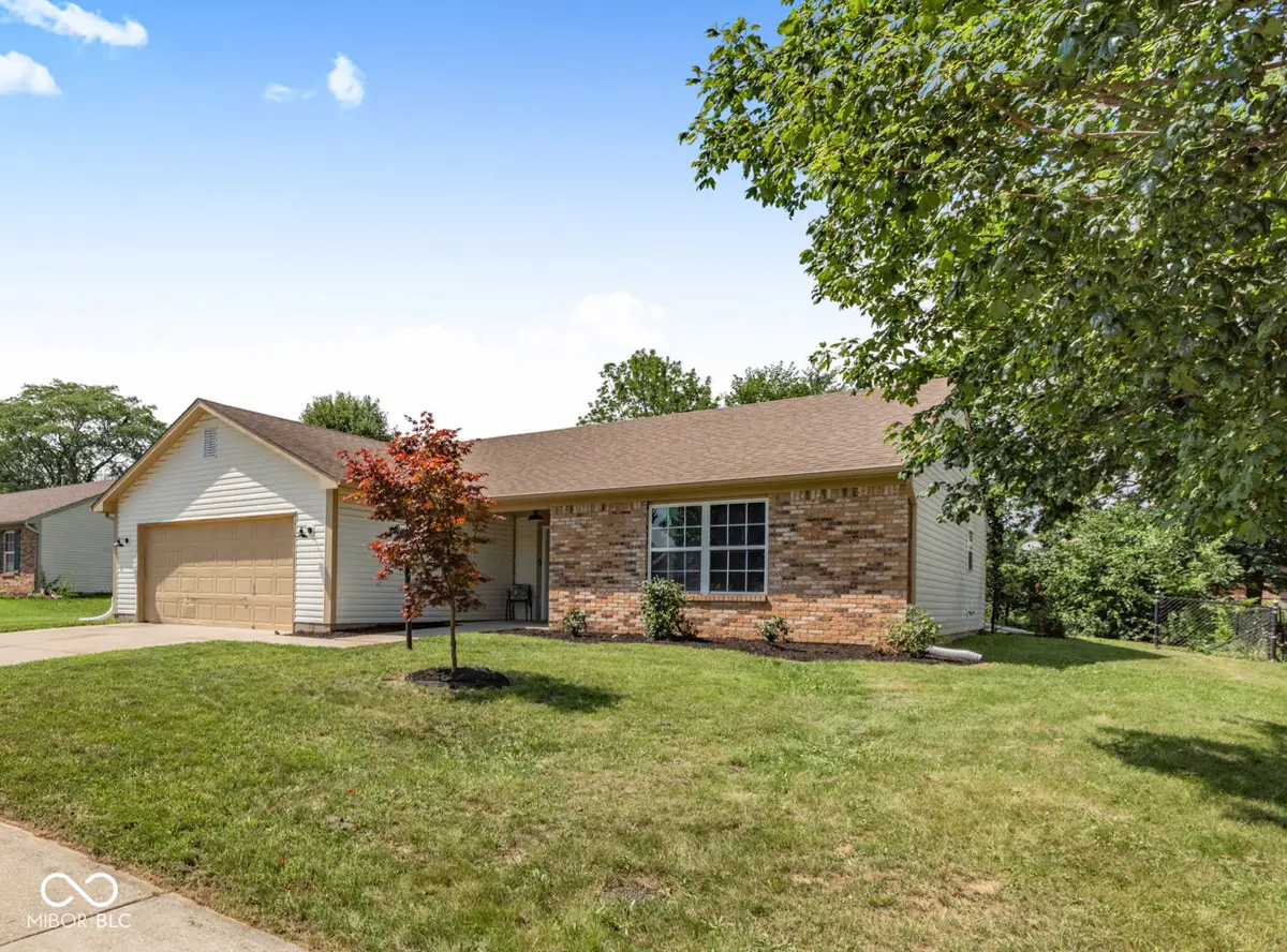 7267 Woodside Drive, Avon, IN 46123 - #1