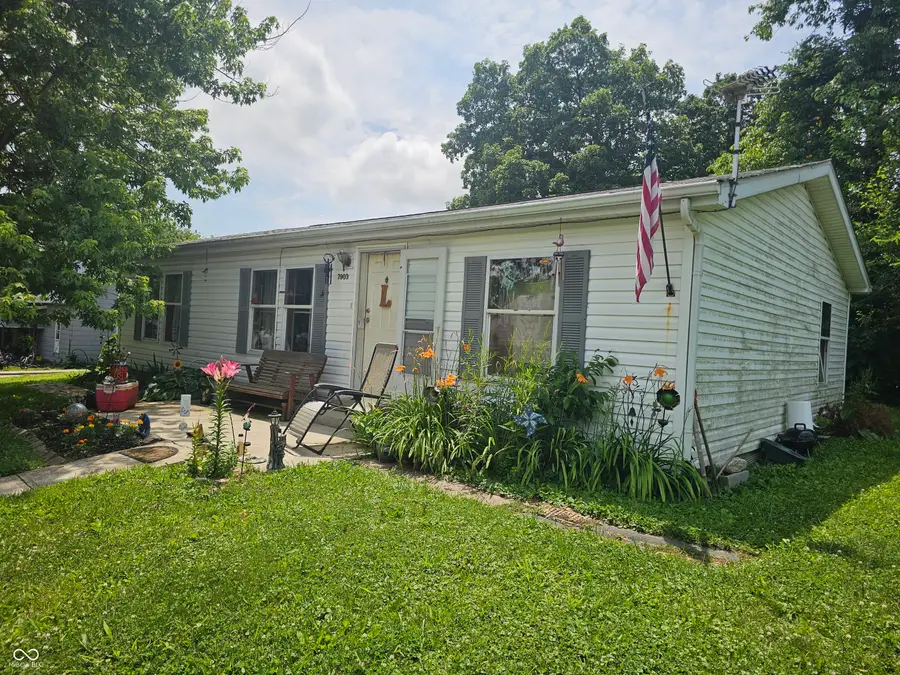 7903 Church, Coatesville, IN 46121 - #3
