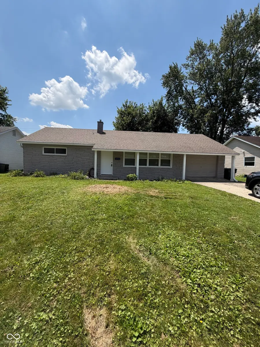 18 Sayre Drive, Greenwood, IN 46143 - #2