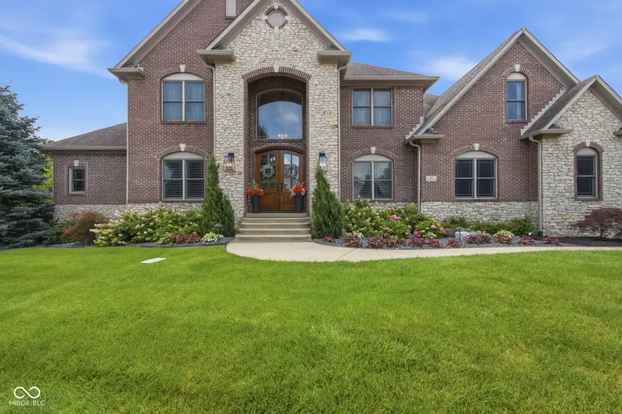 63 Hollaway Boulevard, Brownsburg, IN 46112 - #2