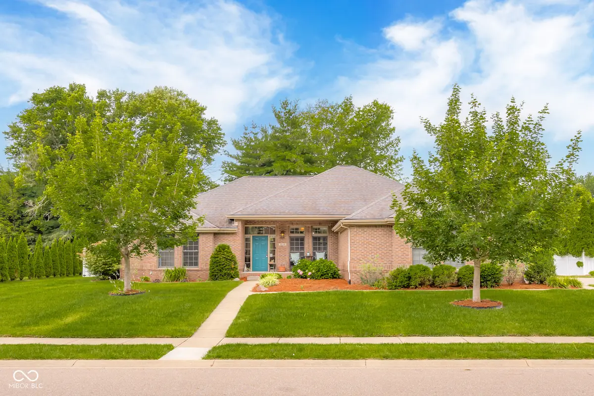 3610 Woodfield Place, Columbus, IN 47203 - #1