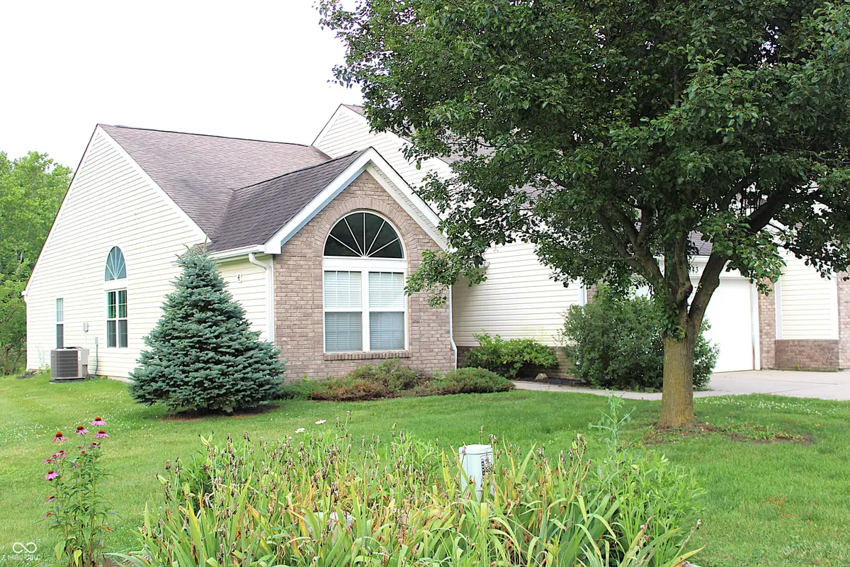 5843 Oberlies Way, Plainfield, IN 46168 - #1
