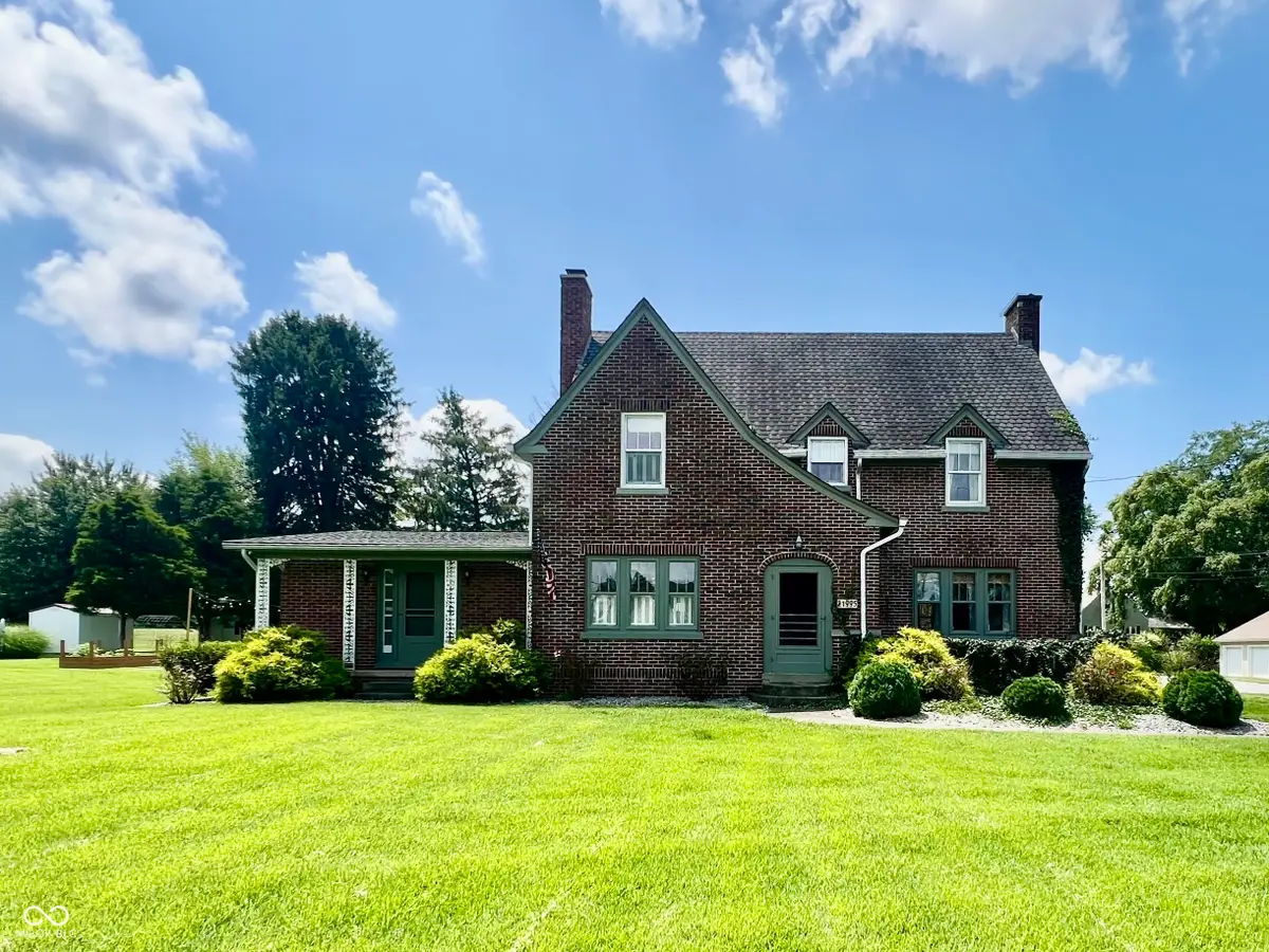 1995 S Main Street, Vallonia, IN 47281 - #1