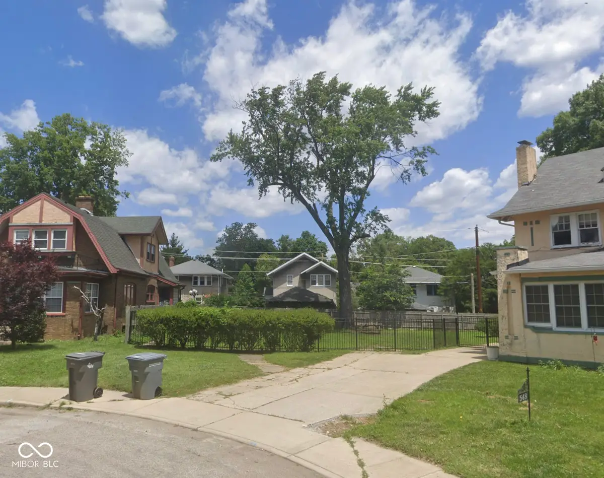 544 Central Court N, Indianapolis, IN 46205 - #1