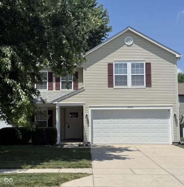 10022 Sapphire Berry Lane, Fishers, IN 46038