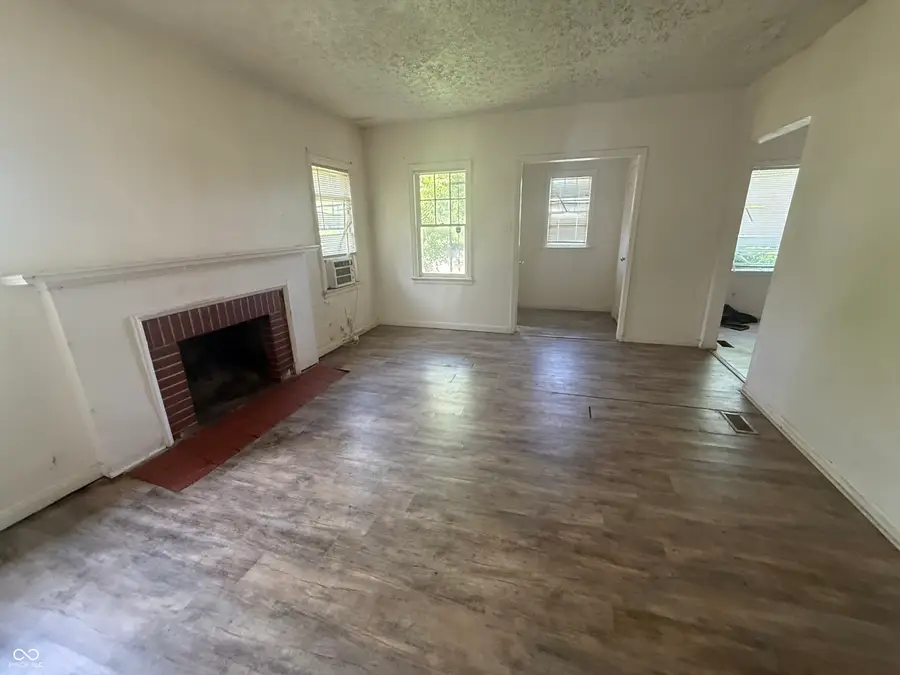 3701 N Parker Avenue, Indianapolis, IN 46218 - #3
