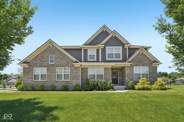 11886 Prominence Place, Fishers, IN 46037