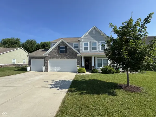 110 N Raymond Avenue, Trafalgar, IN 46181