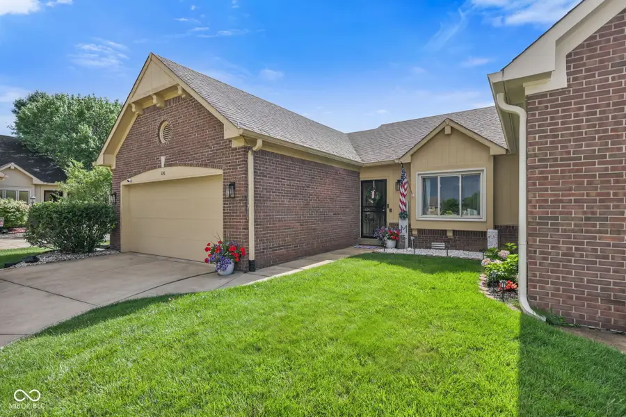 1046 Peppermill Run, Greenwood, IN 46143 - #2