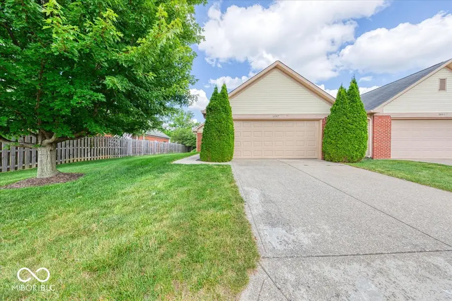2047 Heritage Commons Lane, Indianapolis, IN 46219 - #2