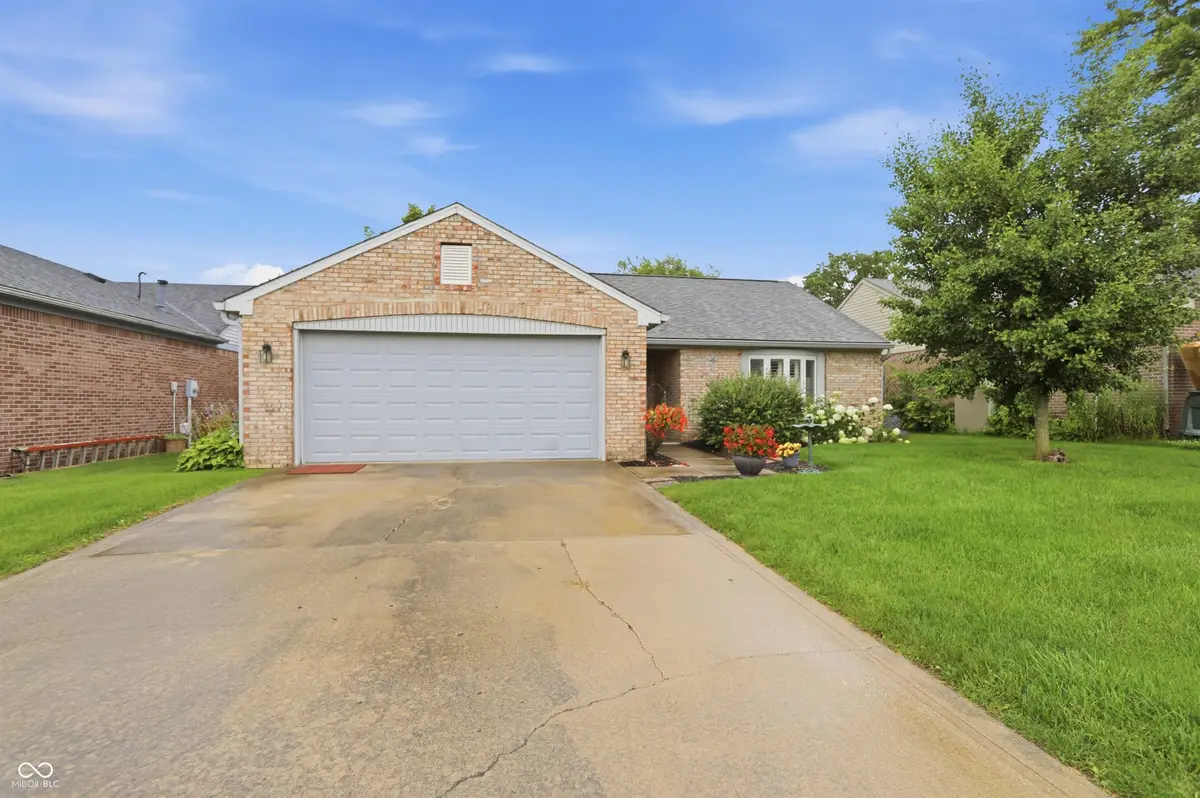 737 Franklin Court, Greenfield, IN 46140 - #1