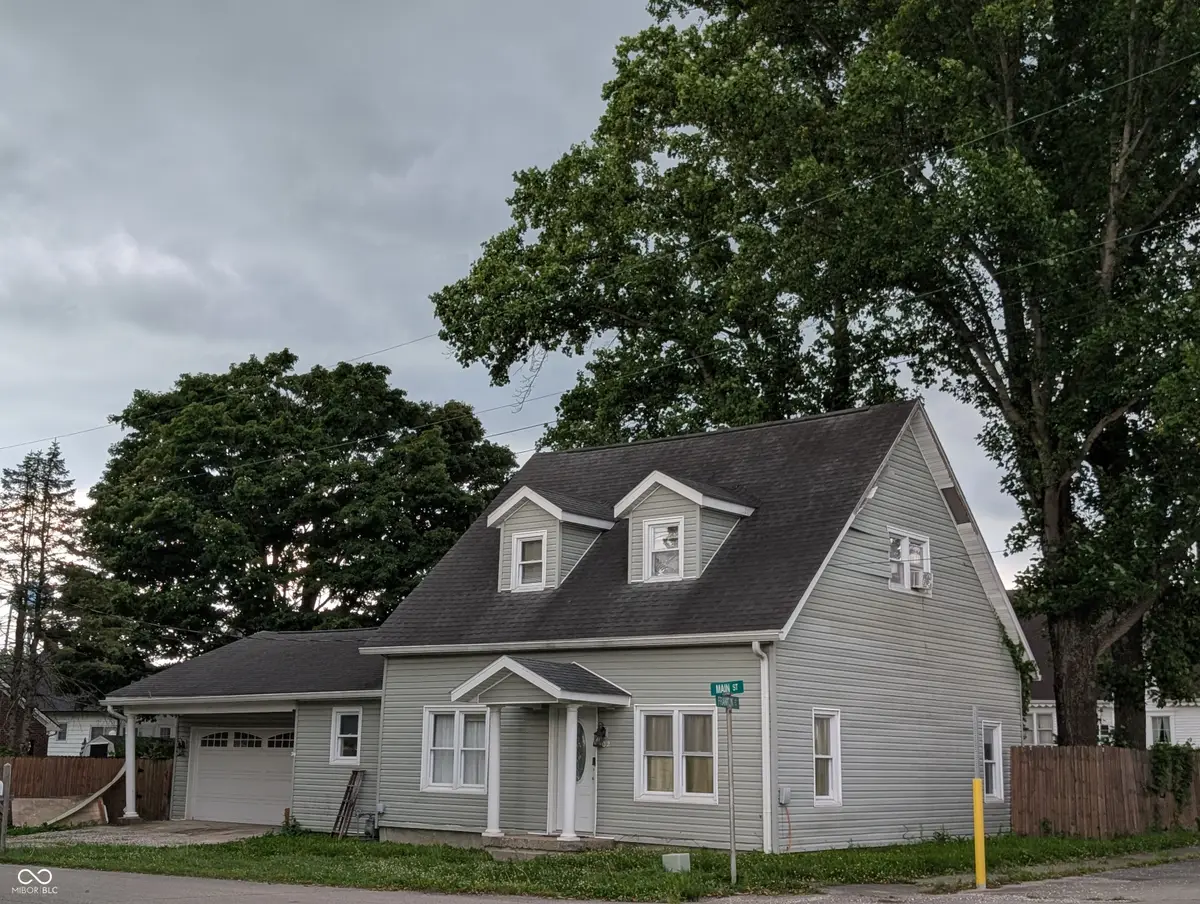 202 N Main Street, Saint Paul, IN 47272 - #1