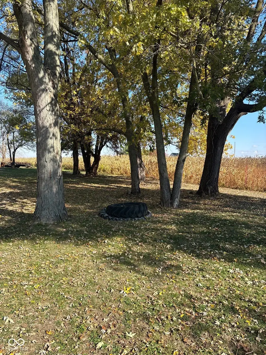 2527 N E Street, Elwood, IN 46036 - #2