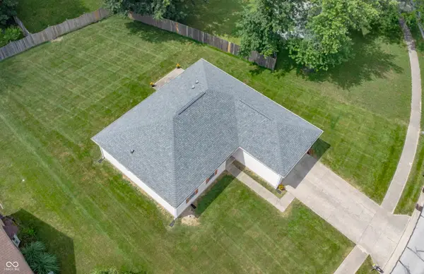 252 Austin Drive, Avon, IN 46123
