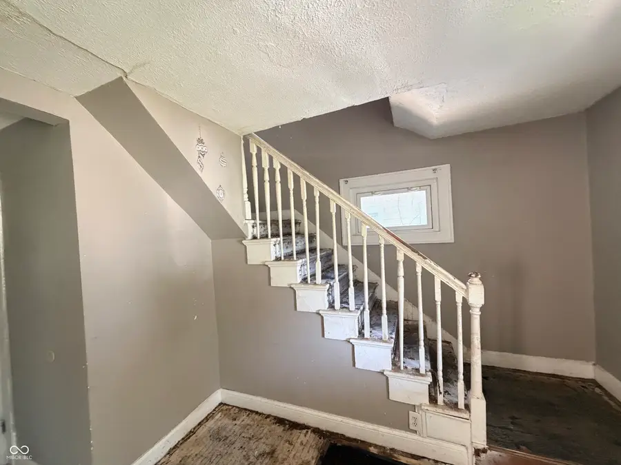 942 N Bosart Avenue, Indianapolis, IN 46201 - #3