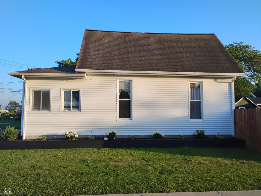 210 N Border Street, Paragon, IN 46166 - #3