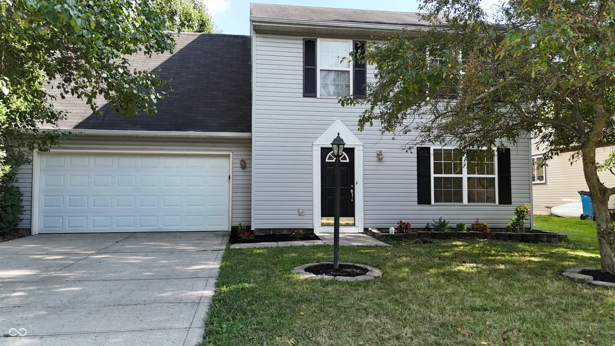 8913 Glass Chimney Lane, Fishers, IN 46037 - #1