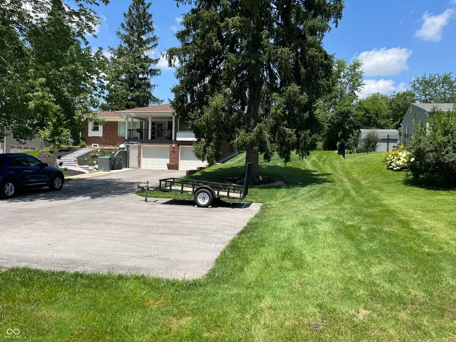 450 S Valley Lane, Greenwood, IN 46142 - #3