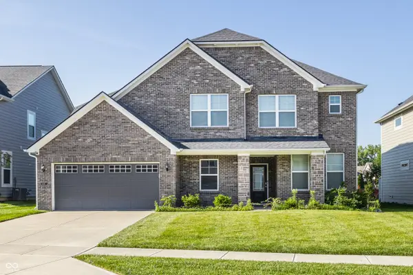 6845 Oakcrest Drive, McCordsville, IN 46055