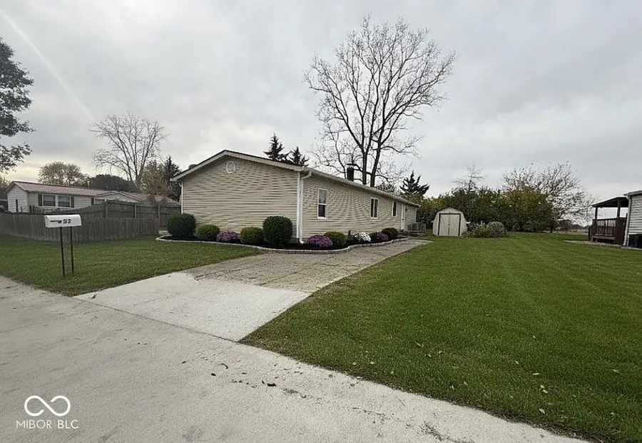 52 Fountain Lake Drive, Greenfield, IN 46140 - #2