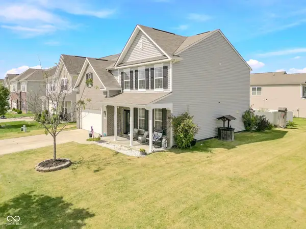 2146 Creek Bank Drive, Columbus, IN 47201
