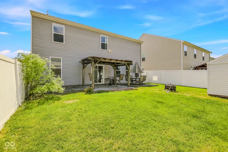 2146 Creek Bank Drive, Columbus, IN 47201 - #3