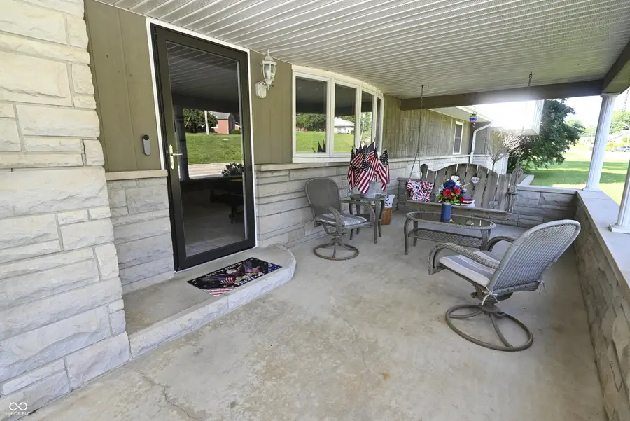 826 E Beech Street, Osgood, IN 47037 - #2