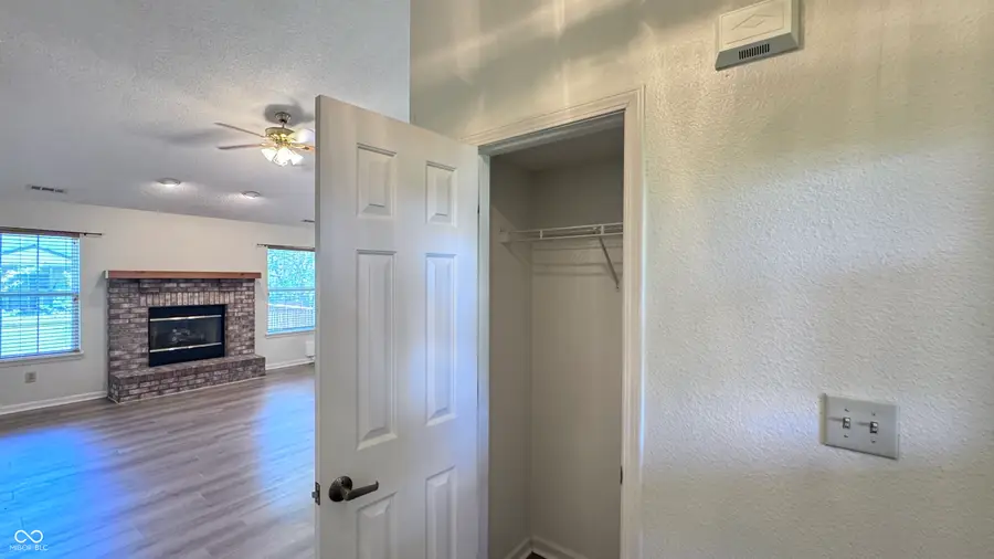 2119 W Van Arsdall Court, Columbus, IN 47201 - #2