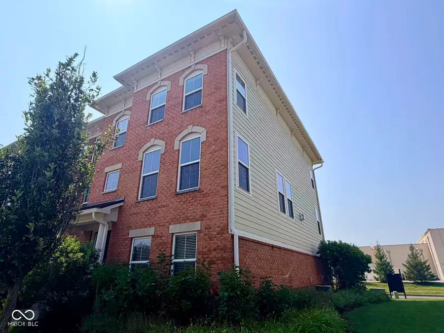 6361 Central Boulevard, Whitestown, IN 46075 - #2