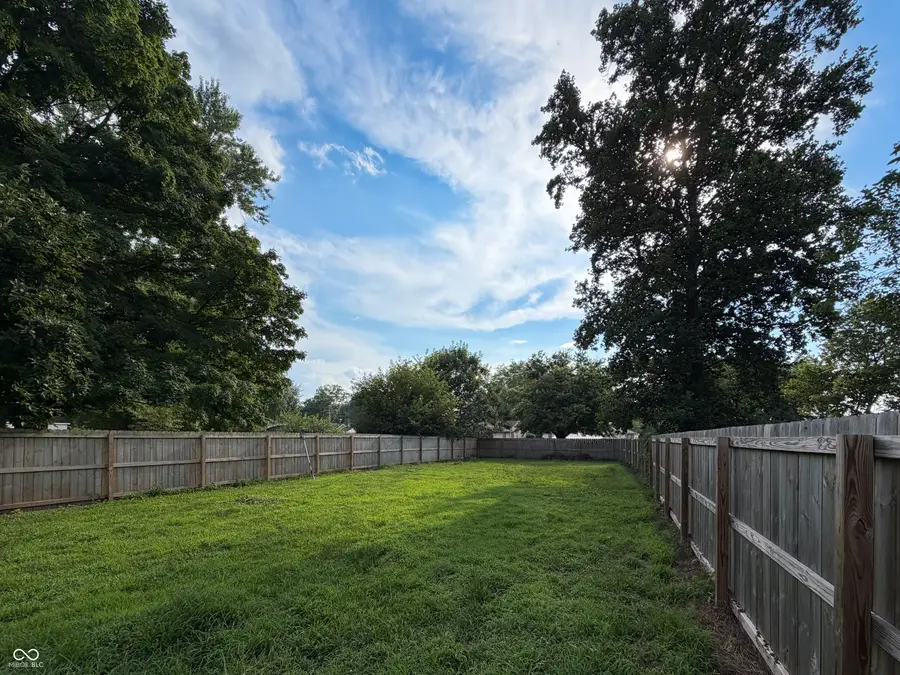 120 S Francis Street, Brownstown, IN 47220 - #3