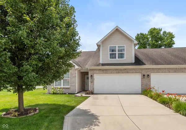 1116 Kristi Court, Greenwood, IN 46142