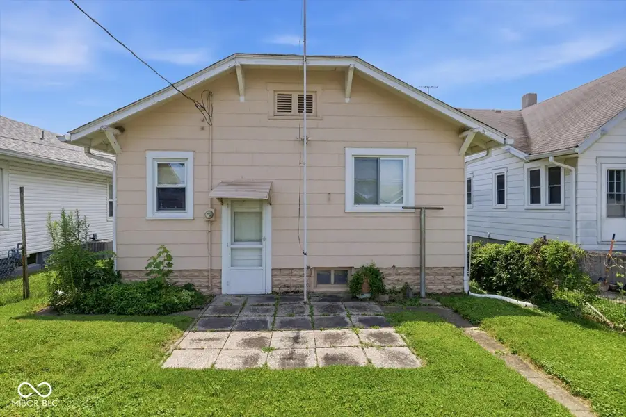 106 4th Street, Shelbyville, IN 46176 - #3