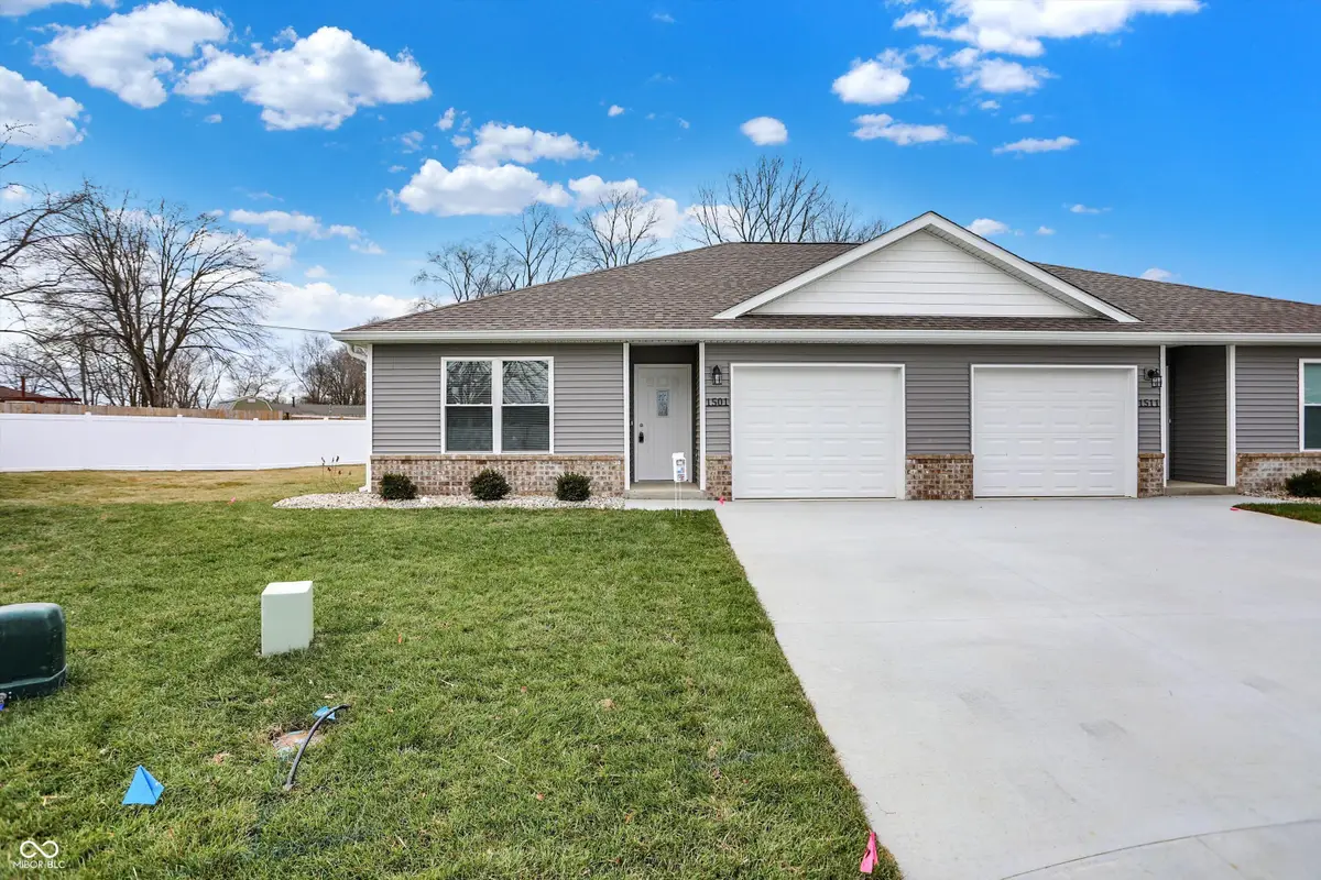 1562 W Paula Drive, Columbus, IN 47201 - #1