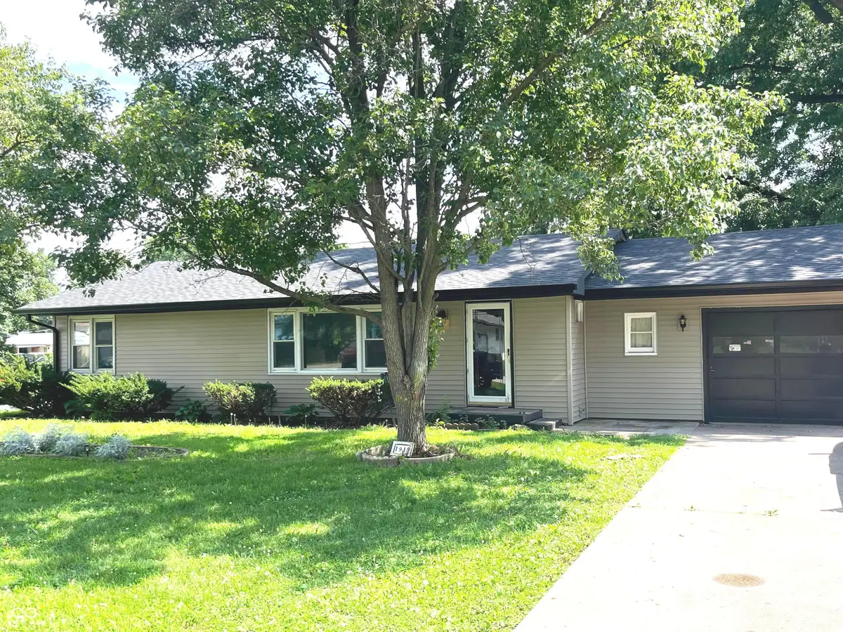 1919 Spang Avenue, Terre Haute, IN 47805 - #1