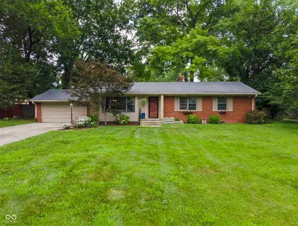 10237 Park Avenue N, Carmel, IN 46280