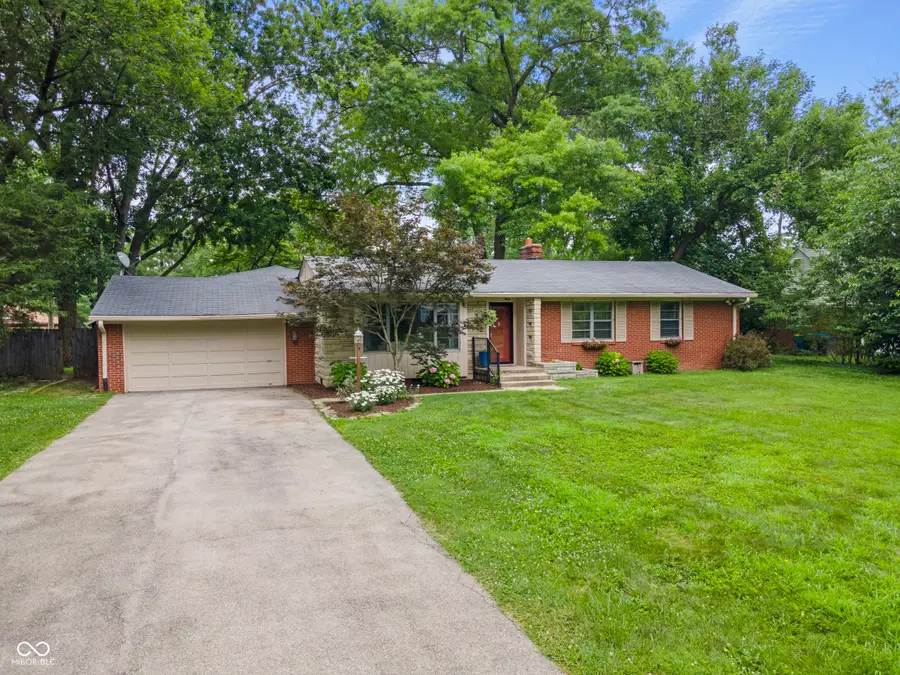 10237 Park Avenue N, Carmel, IN 46280 - #3