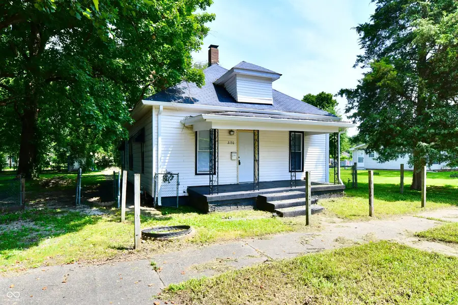 2130 Plum Street, Terre Haute, IN 47804 - #2
