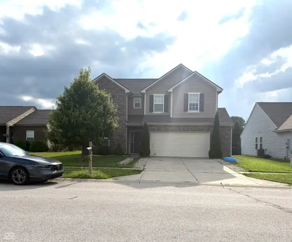 2702 Ashton Lane, Greenwood, IN 46143