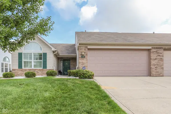 1192 Vicksburg South Drive, Greenwood, IN 46143