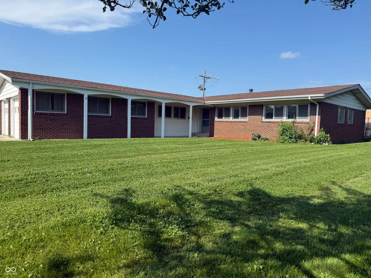 2585 Union Street, Columbus, IN 47201 - #1