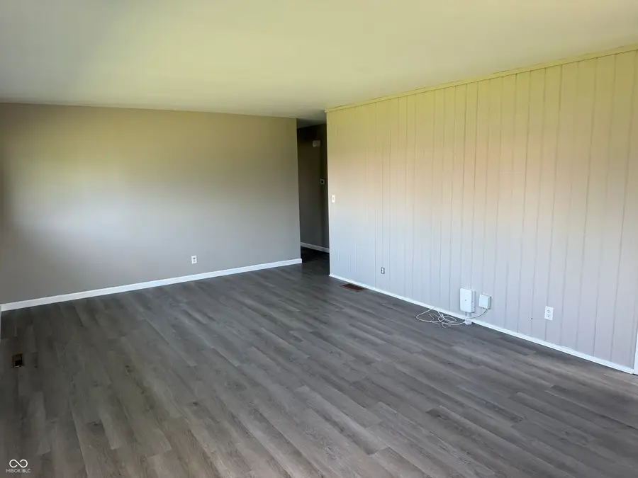 2585 Union Street, Columbus, IN 47201 - #3