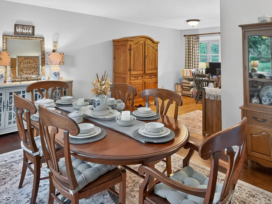 34 Riverview Court, Greenfield, IN 46140 - #3
