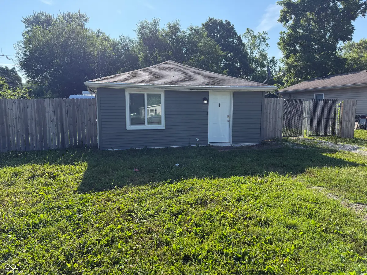 1271 Worcester, Indianapolis, IN 46203 - #1