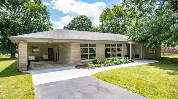 9895 Haverstick Road, Carmel, IN 46280